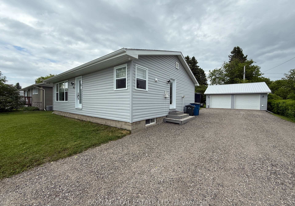252-fourteenth-avenue-cochrane-ontario-t12224923