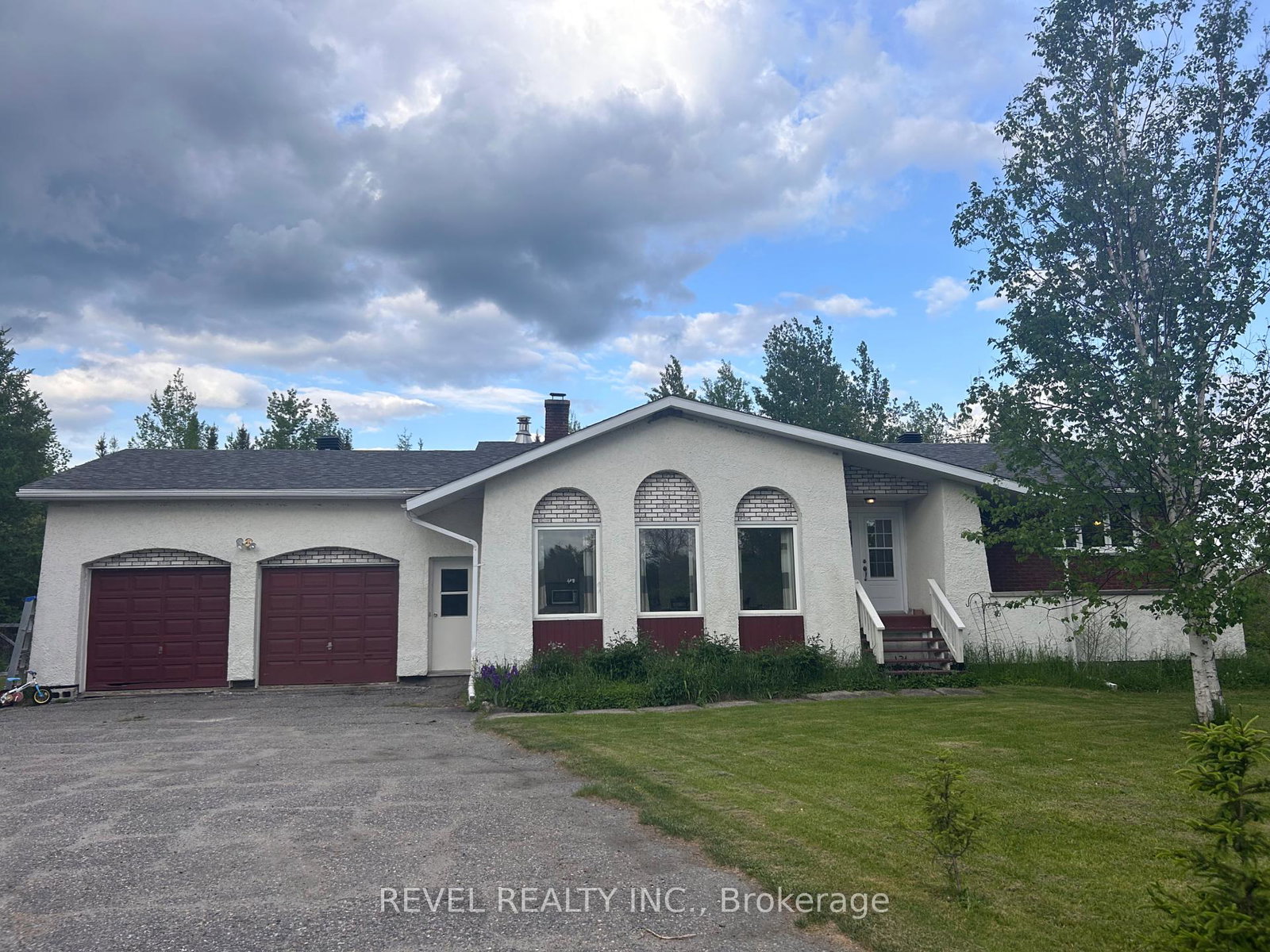 1250-highway-11-south-highway-cochrane-ontario-t12225956