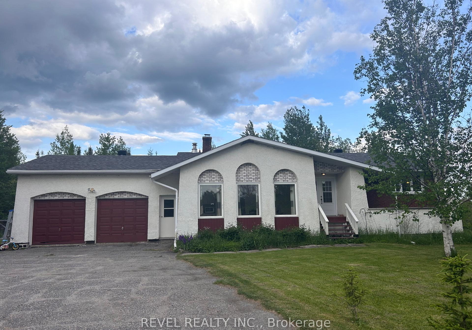1250-highway-11-south-highway-cochrane-ontario-t12225956