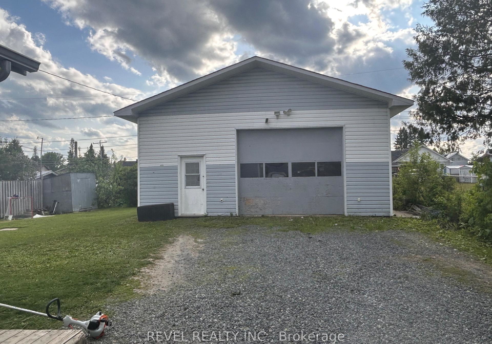 165-seventeenth-avenue-cochrane-ontario-t12226906