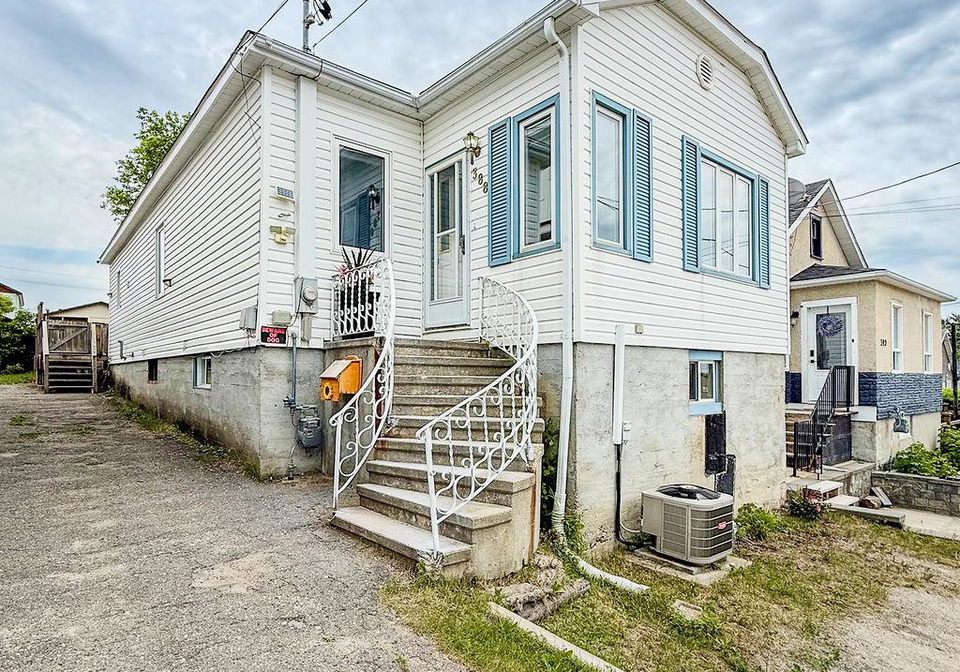 388-cedar-street-s-timmins-ontario-t12228587