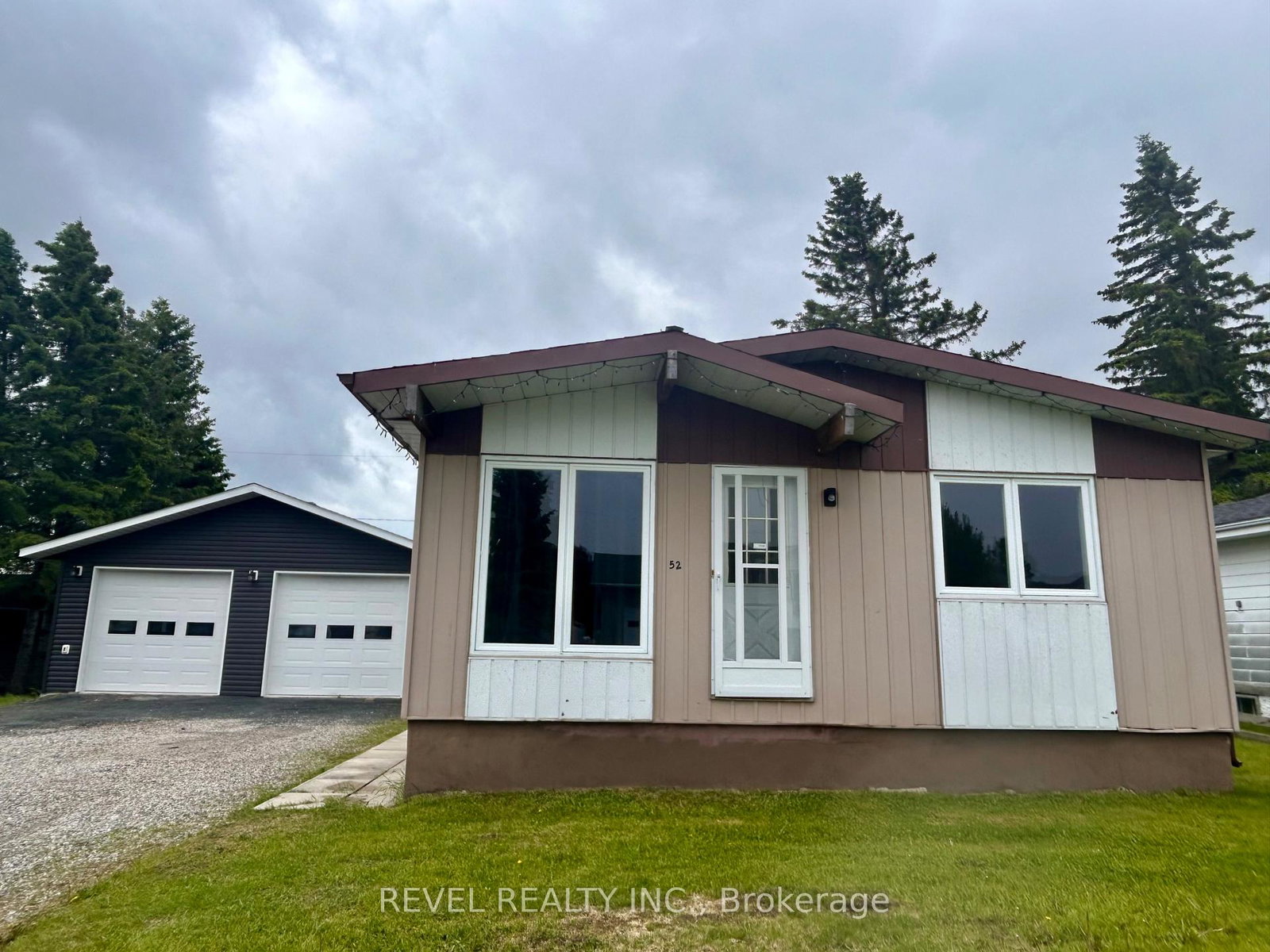 52-huron-road-cochrane-ontario-t12228991