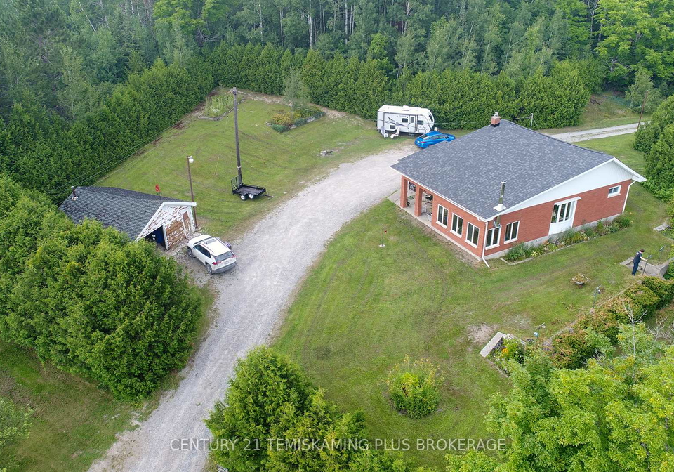 858013-short-street-timiskaming-ontario-t12255470