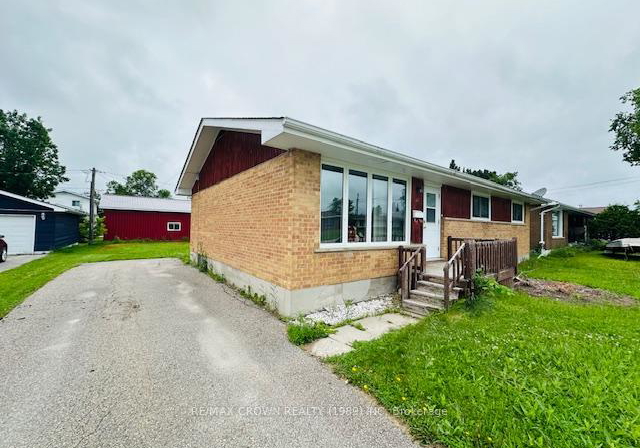 12-winnipeg-street-kapuskasing-ontario-t12256117