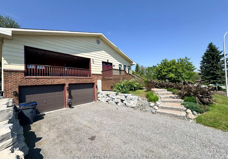 222-cosman-crescent-temiskaming-shores-ontario-t12256904