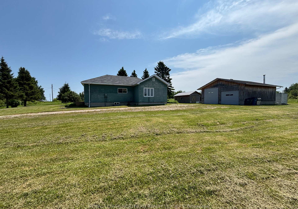 20-concession-12-1-glackmeyer-concession-cochrane-ontario-t12260748