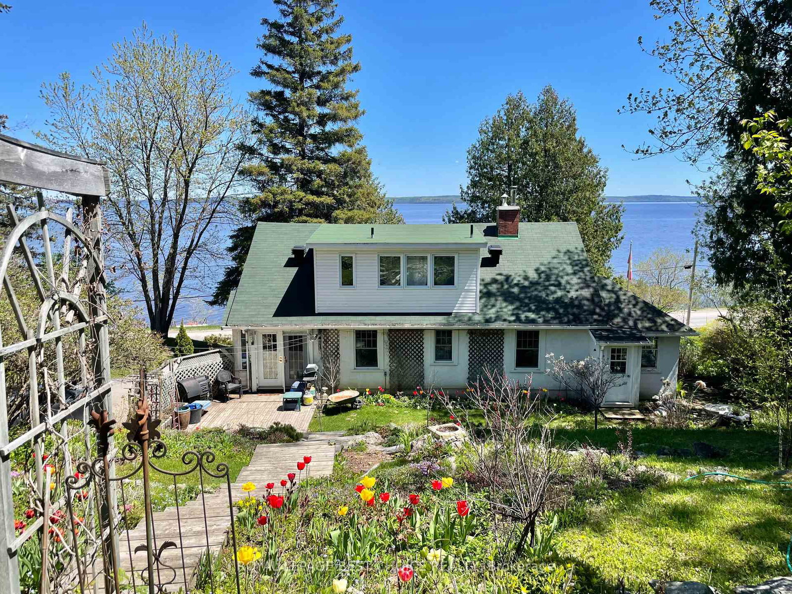 748-lakeshore-road-temiskaming-shores-ontario-t12278919