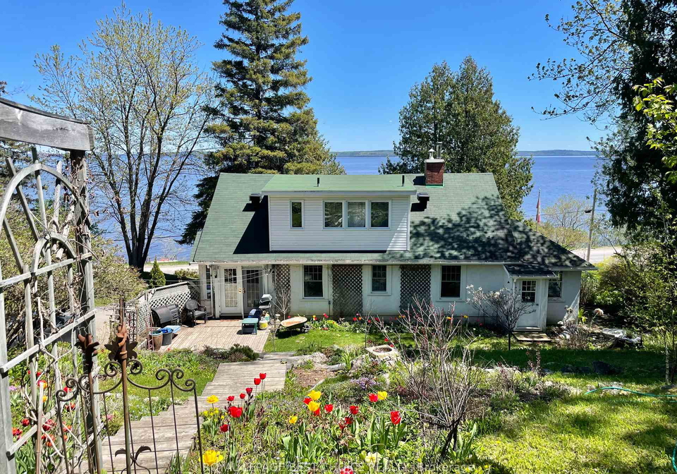 748-lakeshore-road-temiskaming-shores-ontario-t12278919
