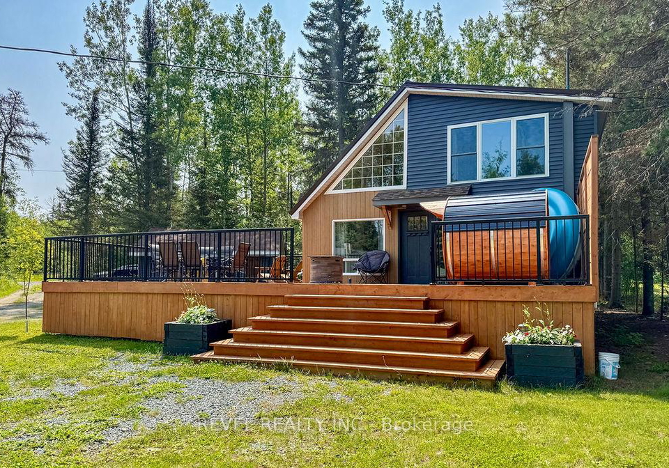53-star-lake-timmins-ontario-t12329611