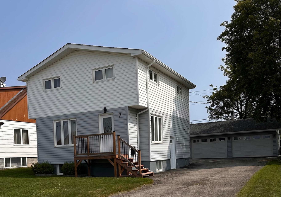 7-spruce-street-kapuskasing-ontario-t12329875