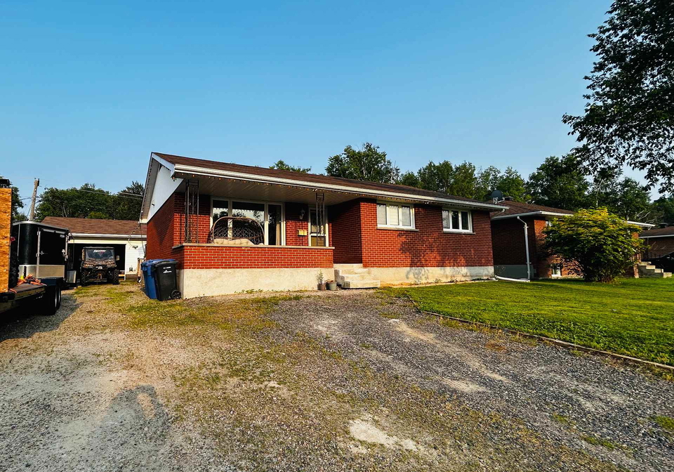 19-ottawa-street-n-kapuskasing-ontario-t12330076