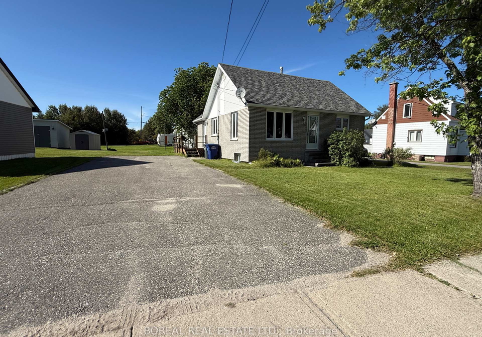 16-sixth-street-smooth-rock-falls-ontario-t12345677