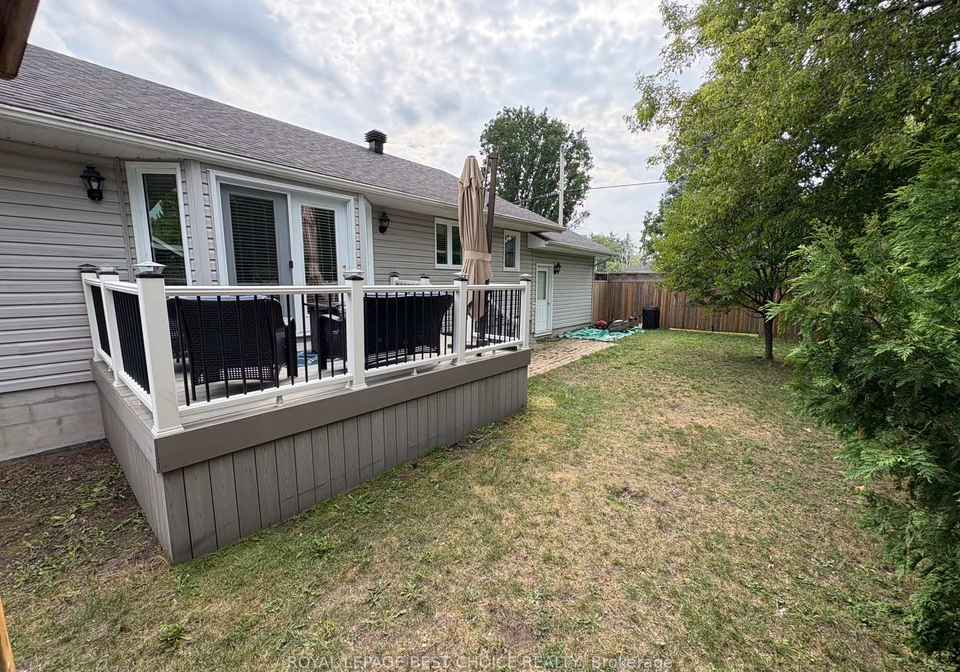 61-pine-avenue-e-temiskaming-shores-ontario-t12346884