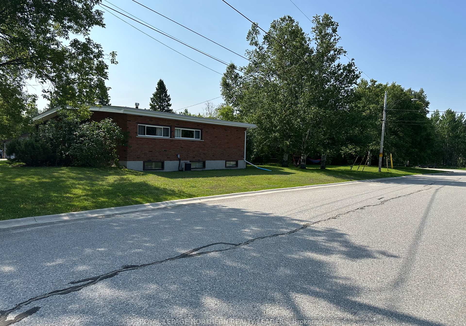 35-seventh-avenue-smooth-rock-falls-ontario-t12350269