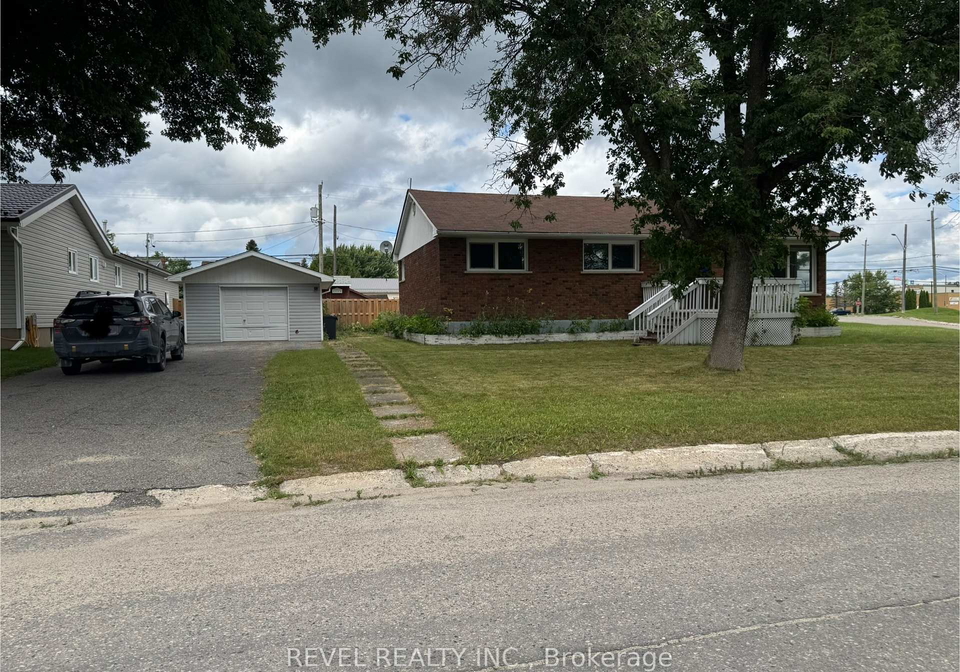 602-reynolds-street-iroquois-falls-ontario-t12354919