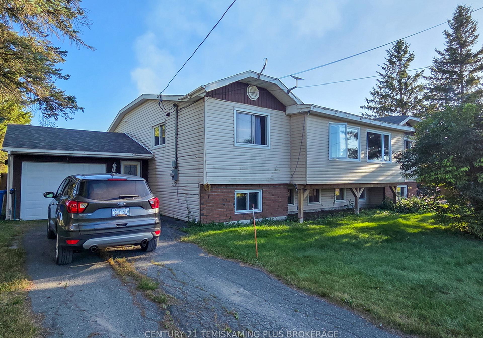 134-136-king-street-w-englehart-ontario-t12358598