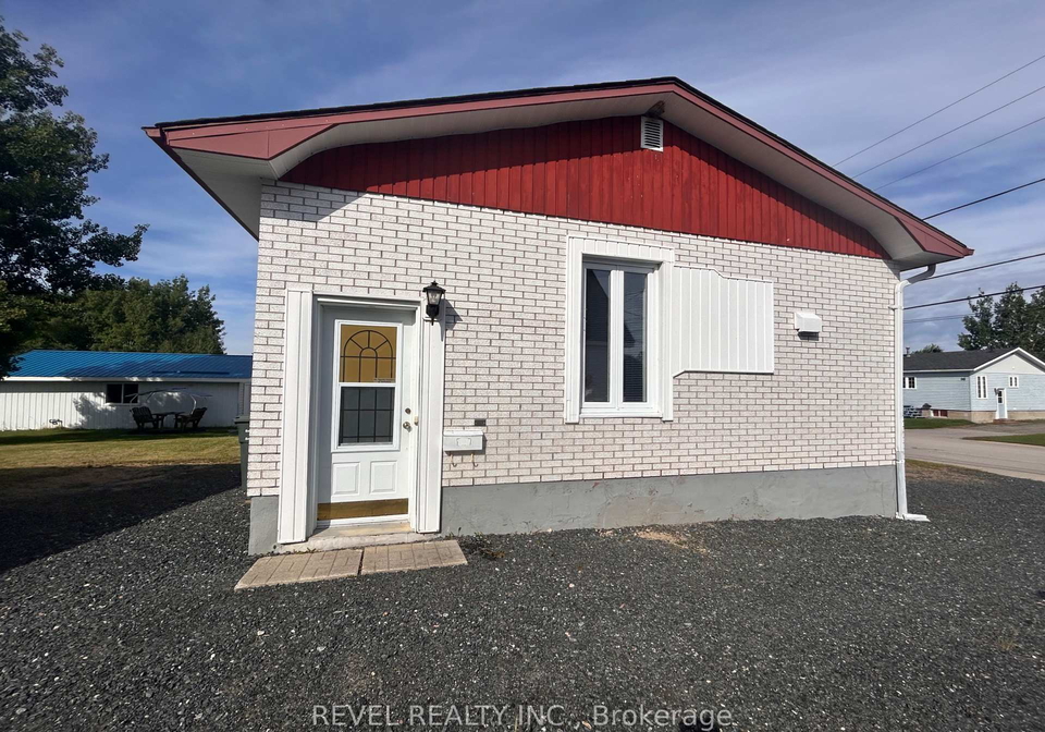 99-hollywood-avenue-smooth-rock-falls-ontario-t12366962