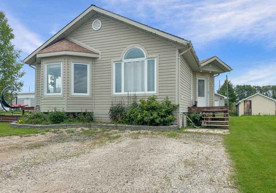 171-583-highway-s-hearst-ontario-t12367122