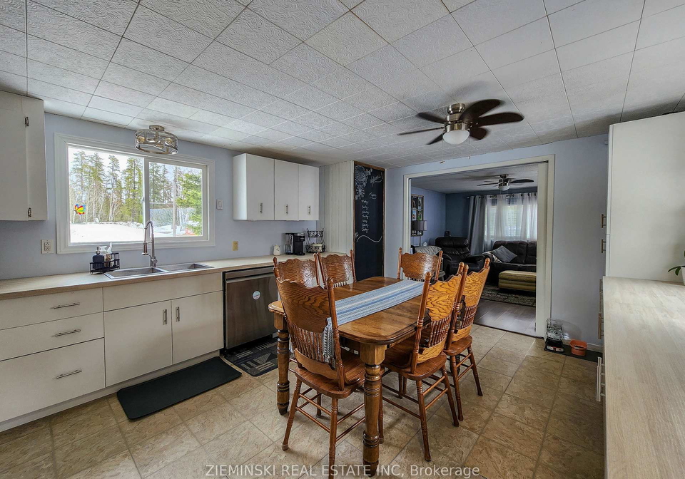 21-8885-11-highway-iroquois-falls-ontario-t12392533