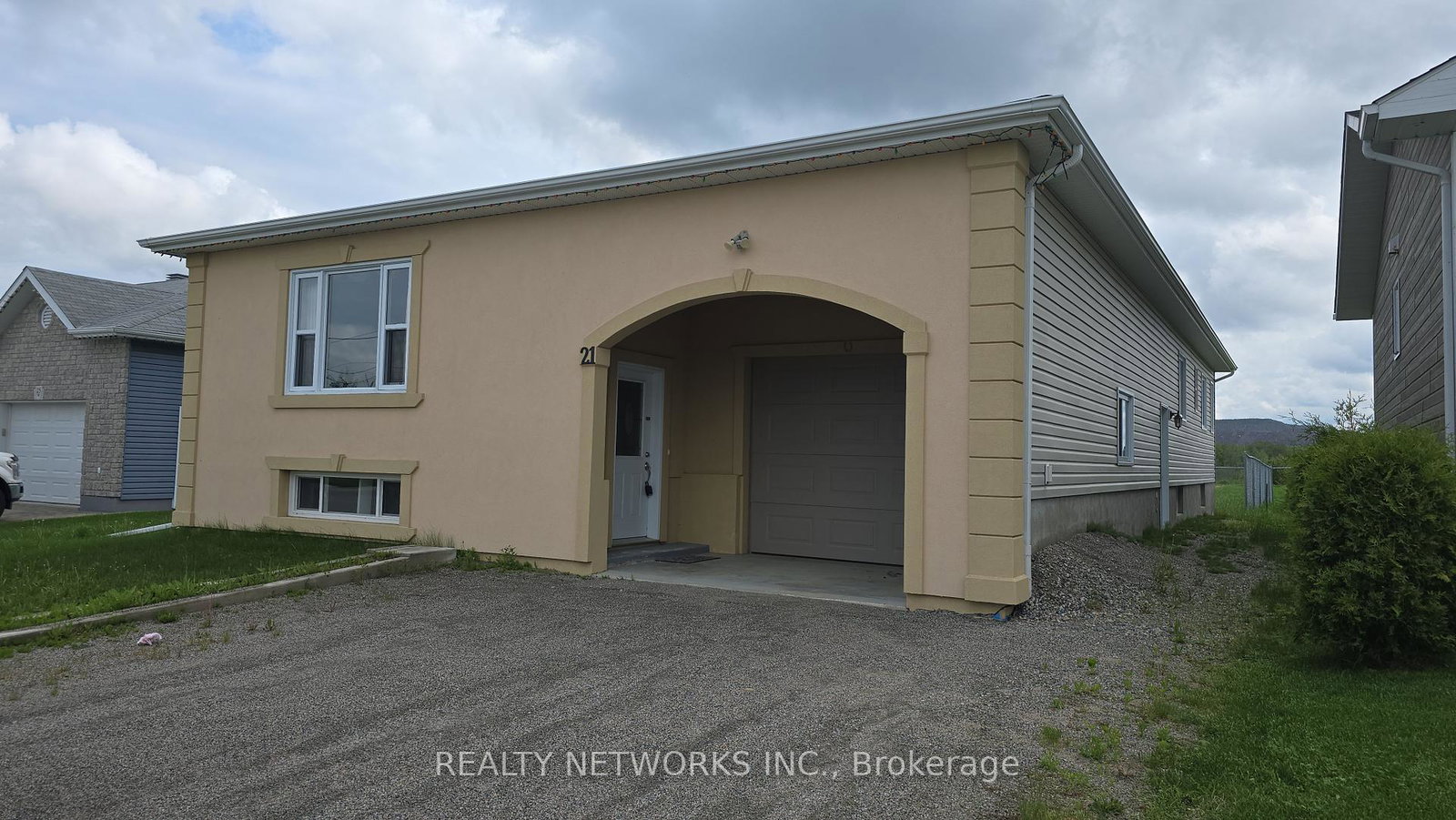 21-quebec-avenue-timmins-ontario-t12392676