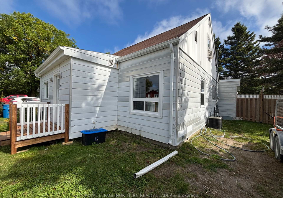 124-fourteenth-avenue-cochrane-ontario-t12406121