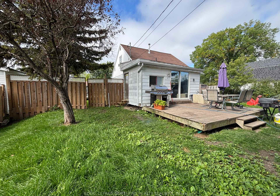 124-fourteenth-avenue-cochrane-ontario-t12406121