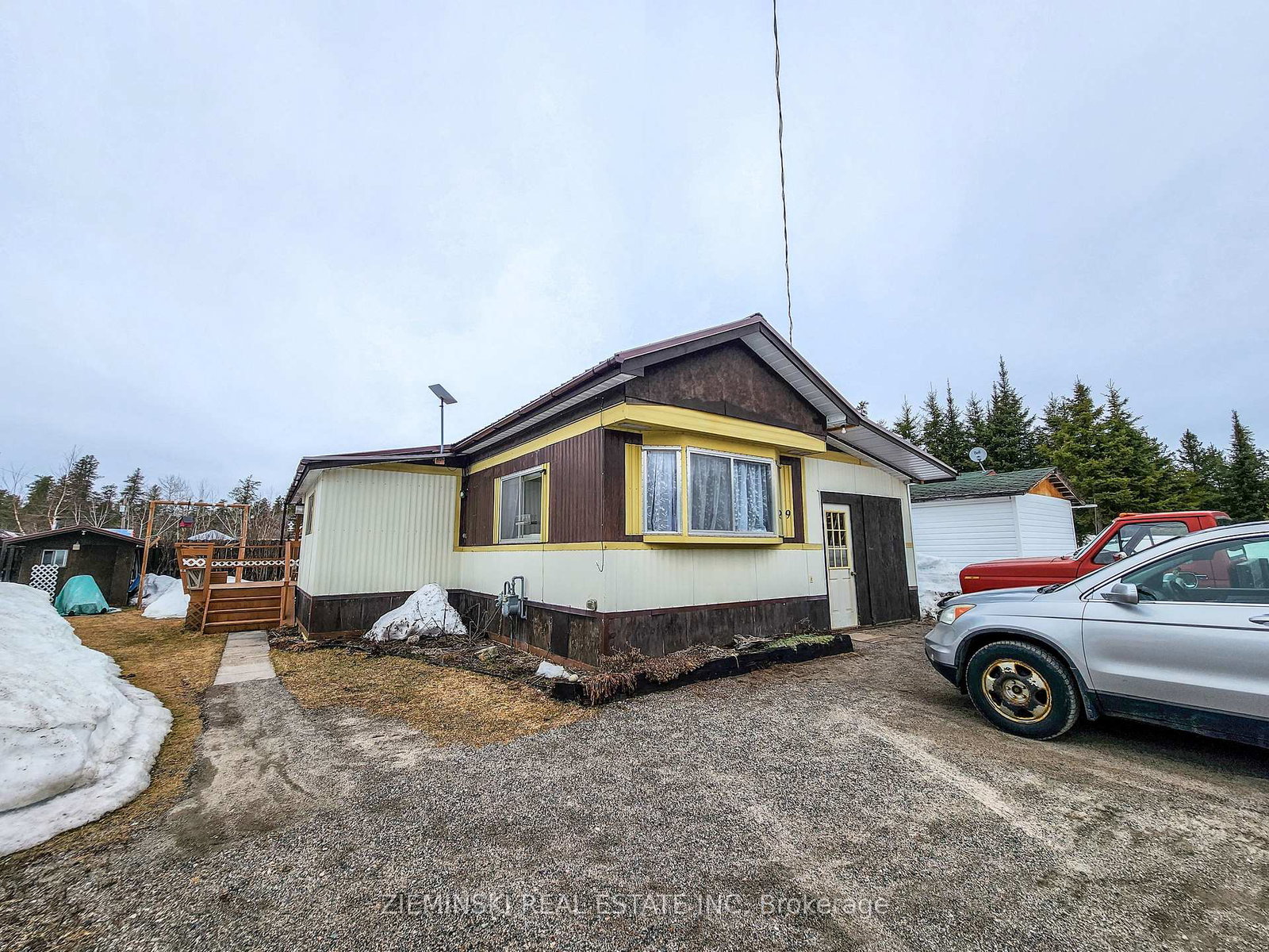 9-8885-11-highway-iroquois-falls-ontario-t12412291