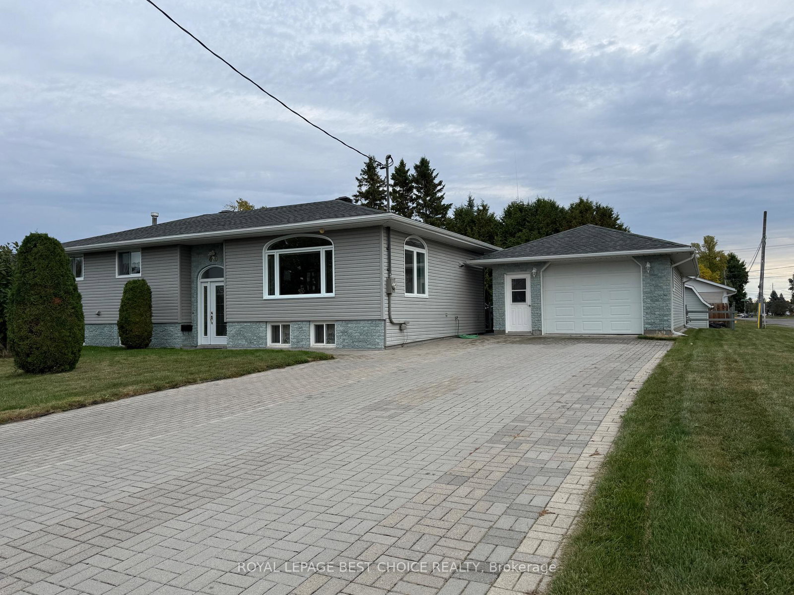 429-mc-kelvie-street-temiskaming-shores-ontario-t12418075