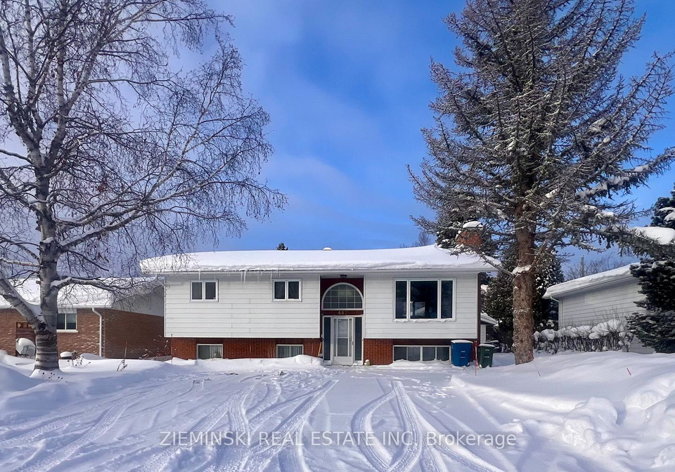 447-eleventh-avenue-cochrane-ontario-t12428511