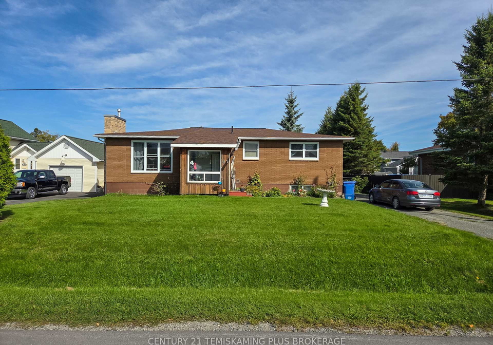 47-eighth-avenue-englehart-ontario-t12434546