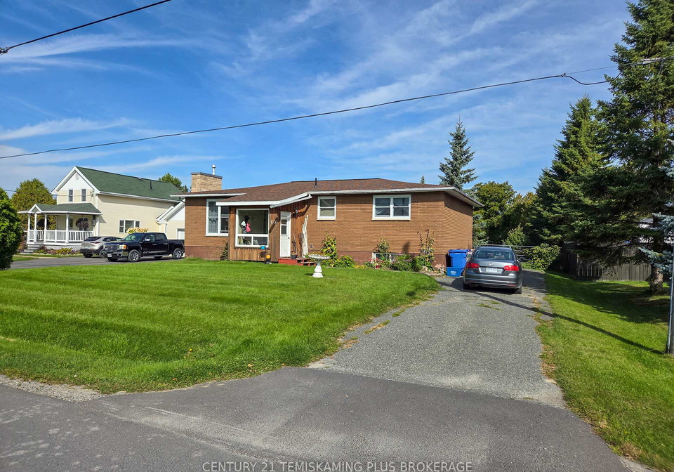 47-eighth-avenue-englehart-ontario-t12434546