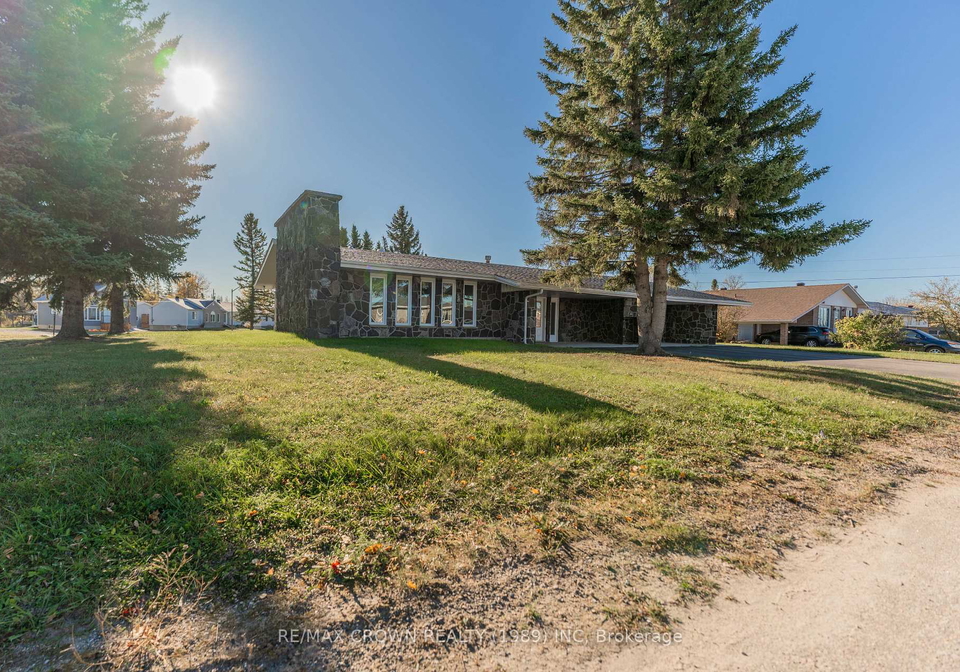 49-hazel-street-kapuskasing-ontario-t12455939