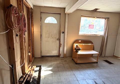 2006-tarzwell-lane-timiskaming-ontario-t12471440