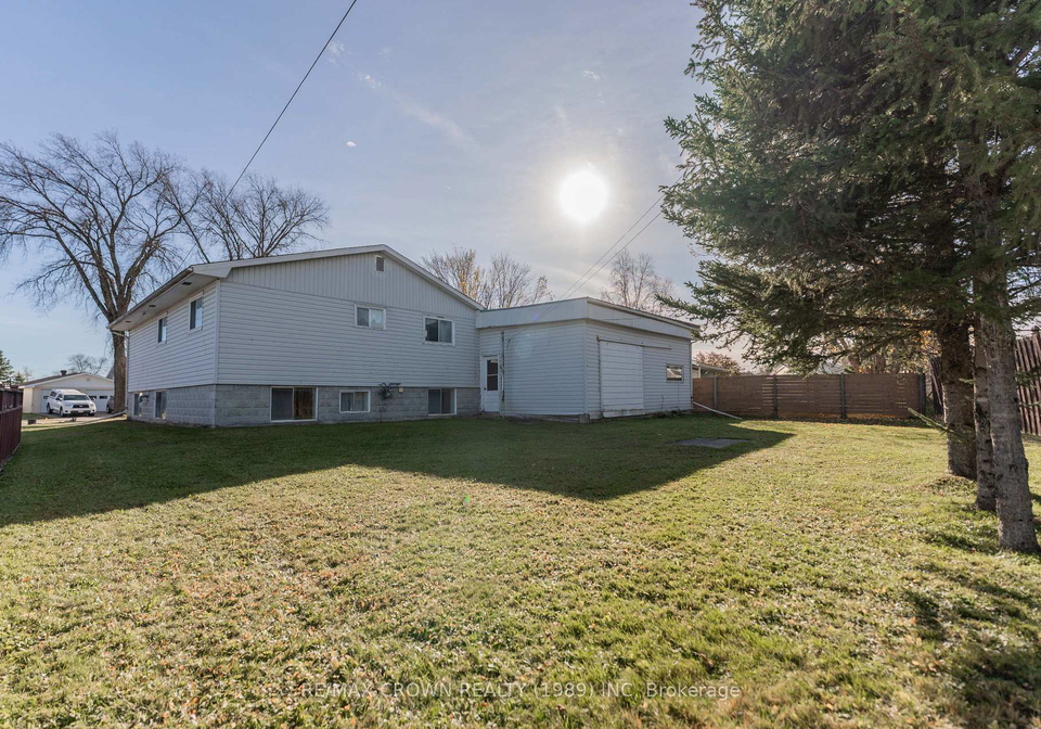 34-maple-drive-kapuskasing-ontario-t12481052