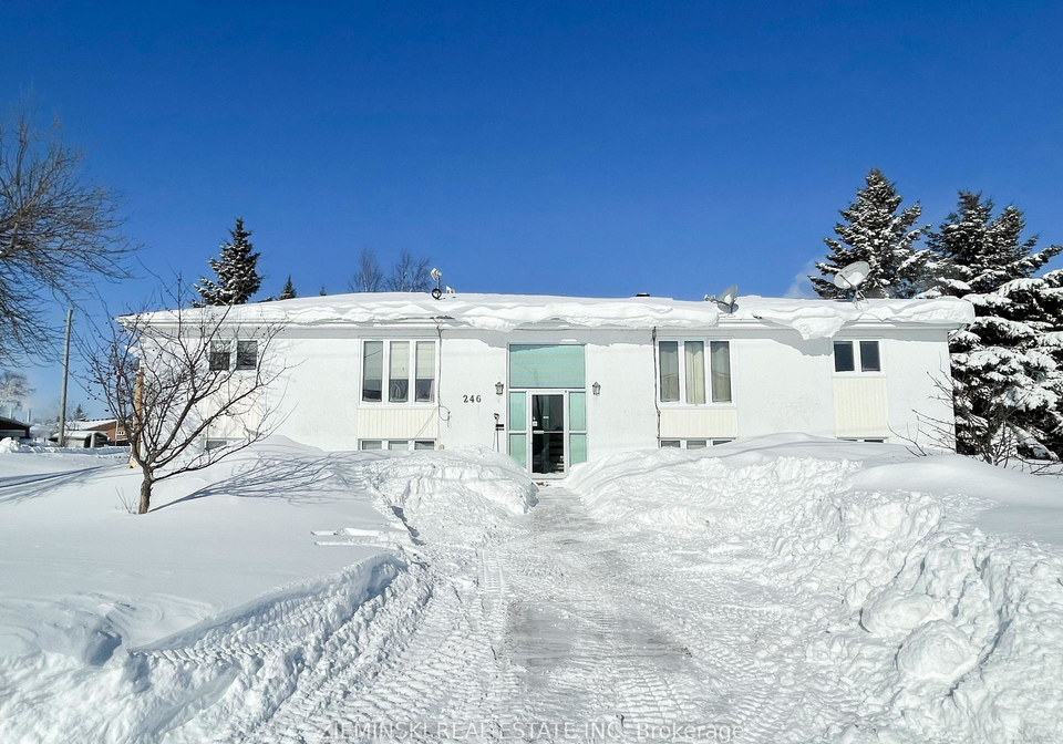 246-cambridge-avenue-iroquois-falls-ontario-t12490086