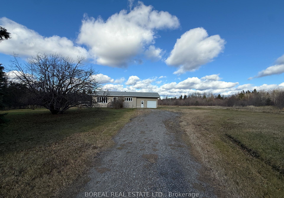 1859-hwy-652-cochrane-ontario-t12522702