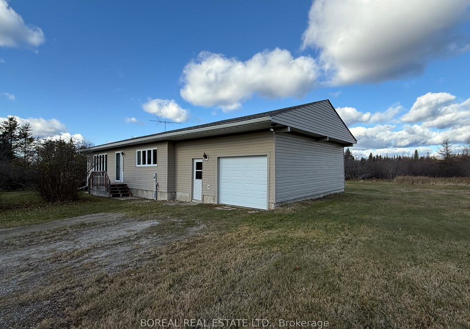 1859-hwy-652-cochrane-ontario-t12522702