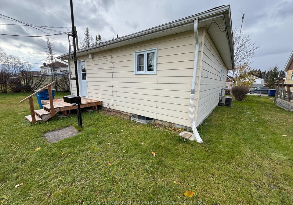 270-ninth-avenue-cochrane-ontario-t12528044