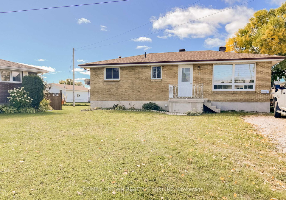 5-brown-crescent-kapuskasing-ontario-t12590676