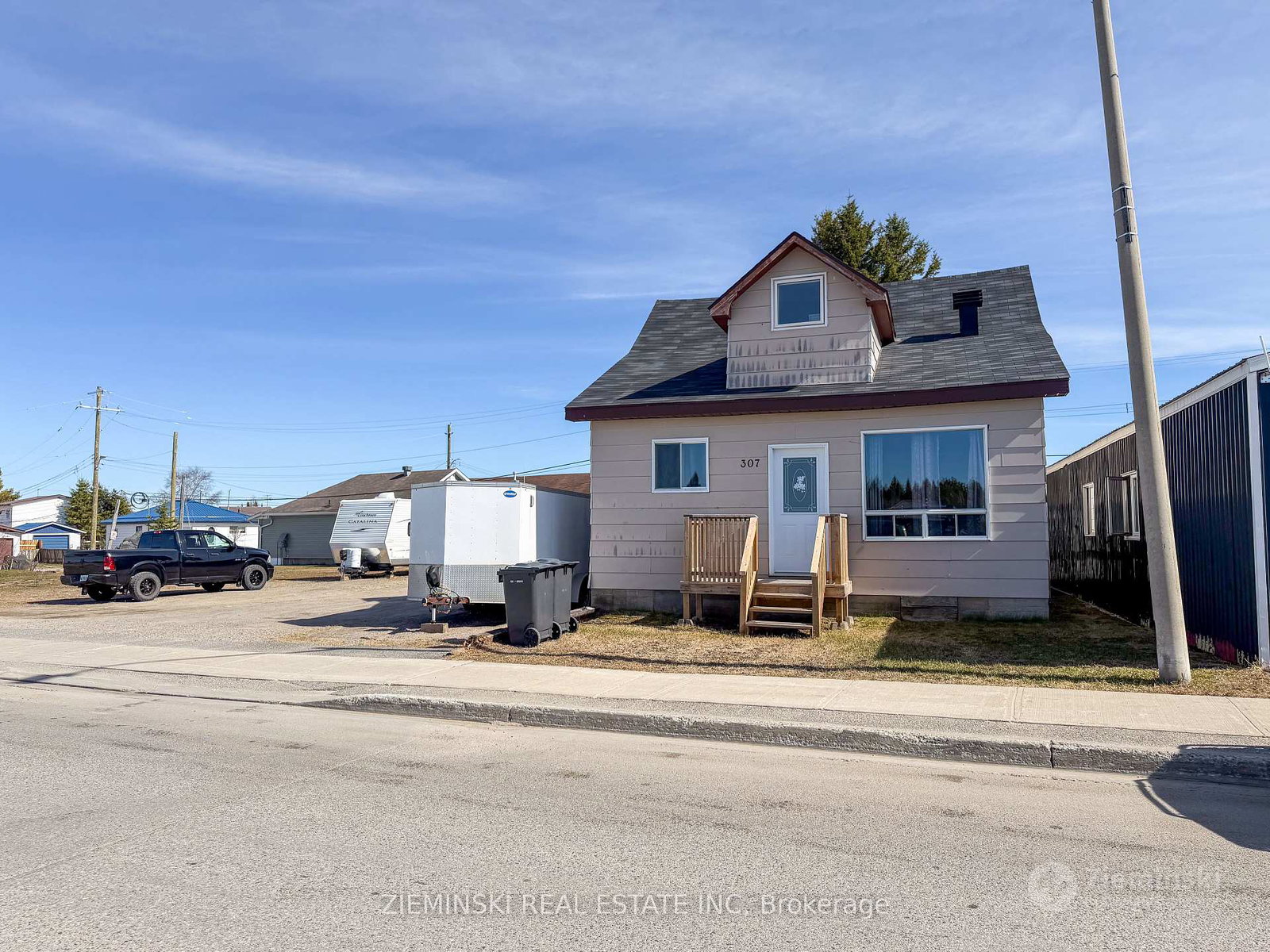 307-ambridge-drive-iroquois-falls-ontario-t12598084