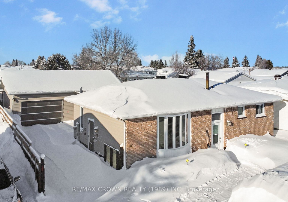 40-fifteenth-street-hearst-ontario-t12741020