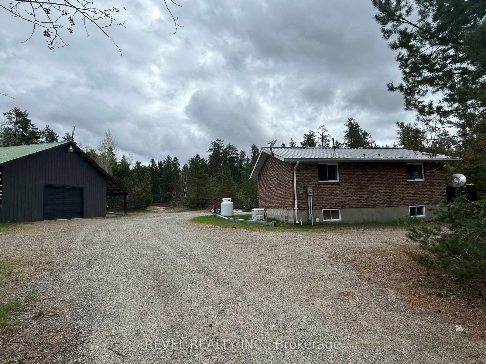 978-municipal-road-timmins-ontario-t12812522