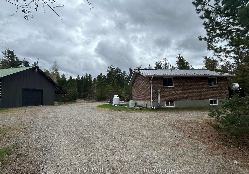 978-municipal-road-timmins-ontario-t12812522