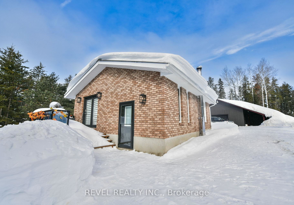 978-municipal-road-timmins-ontario-t12812522