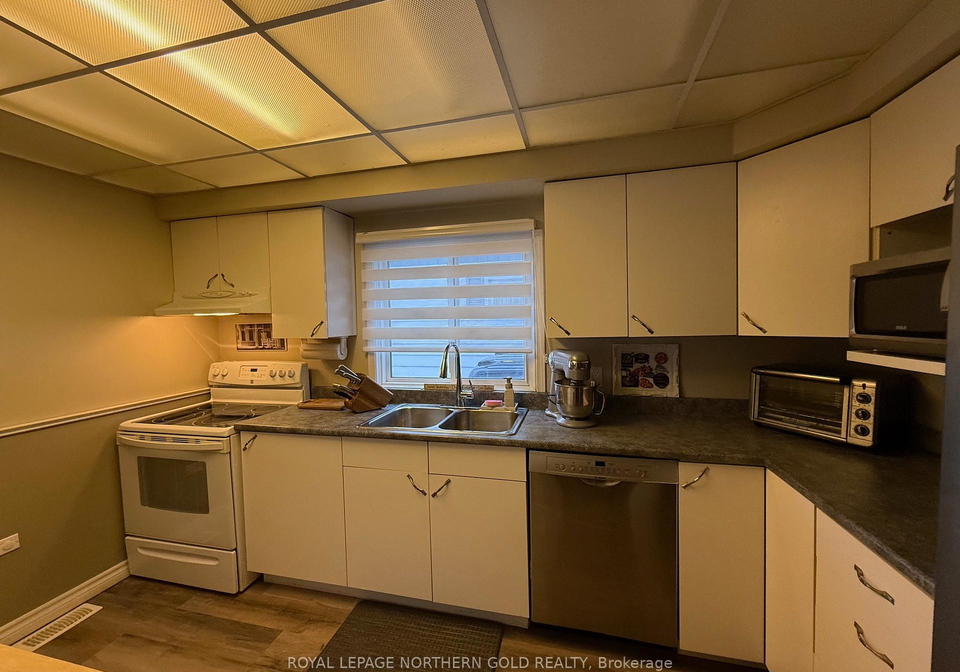 52-macpherson-avenue-kirkland-lake-ontario-t12822762