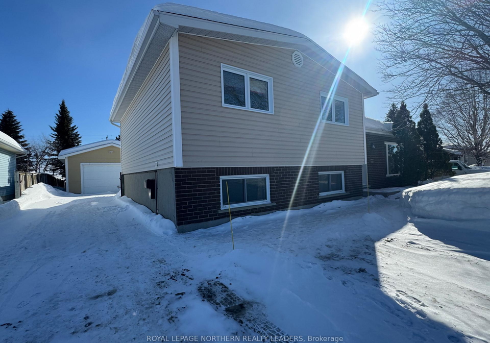 1015-michener-boulevard-timmins-ontario-t12843242