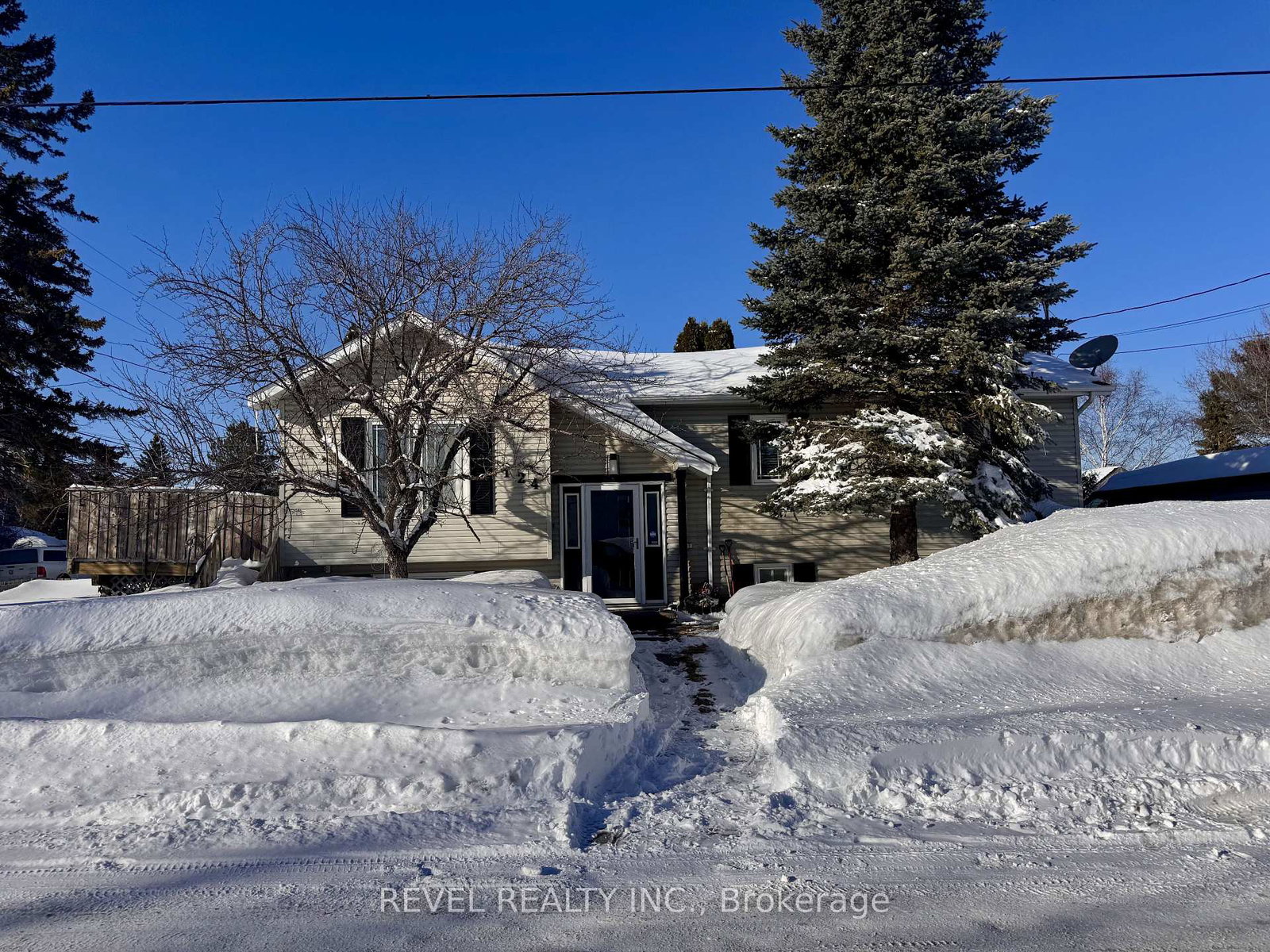 124-shamrock-avenue-timmins-ontario-t12890870