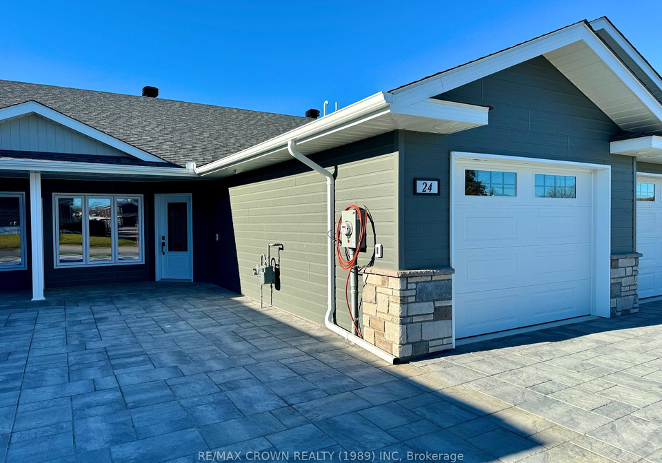 24-golf-street-kapuskasing-ontario-t12927506
