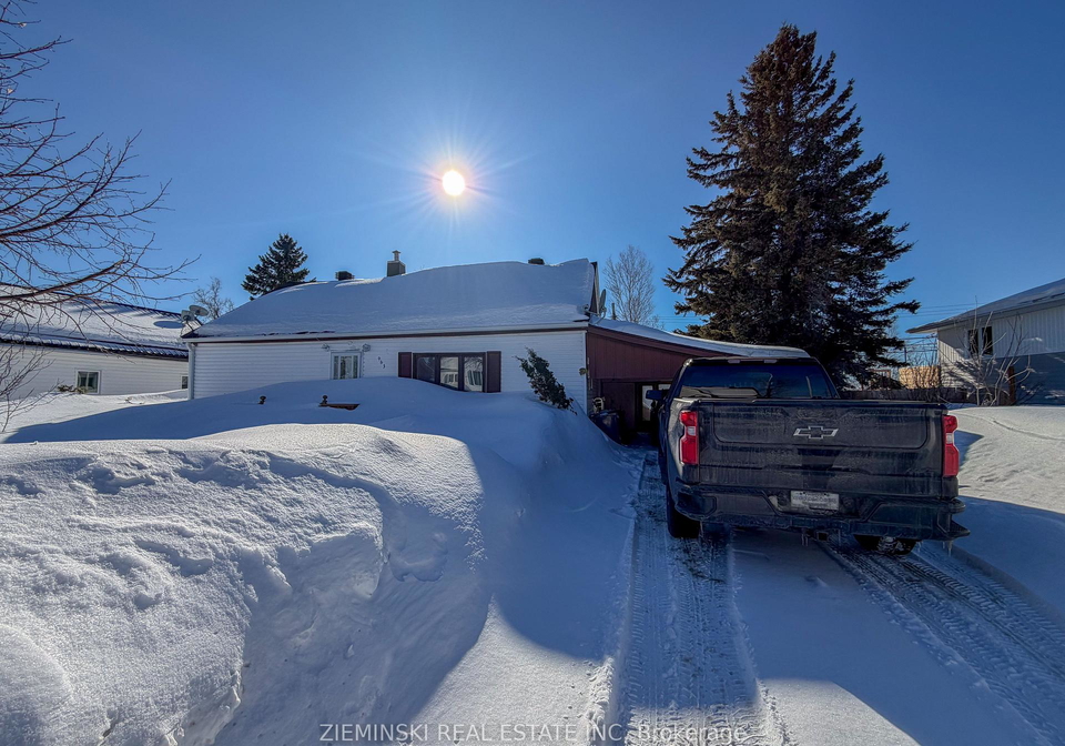 963-victoria-road-iroquois-falls-ontario-t12985788