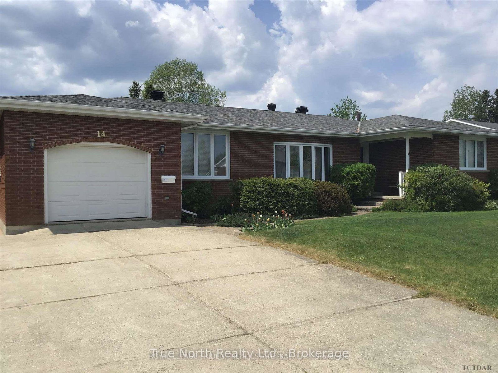 14-kennedy-avenue-kapuskasing-ontario-t12997508